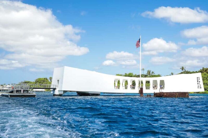 Honolulu: Ultimate Pearl Harbor and Circle Island Tour - Analyzing the Value
