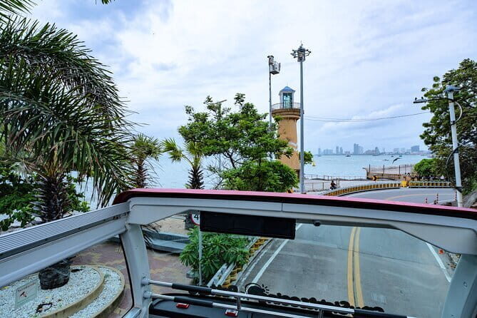 Hop-On Hop-Off Bus Tours and Ripleys Pattaya 3 Activities Combo - Ripleys Pattaya: The Perfect Quirky Add-On