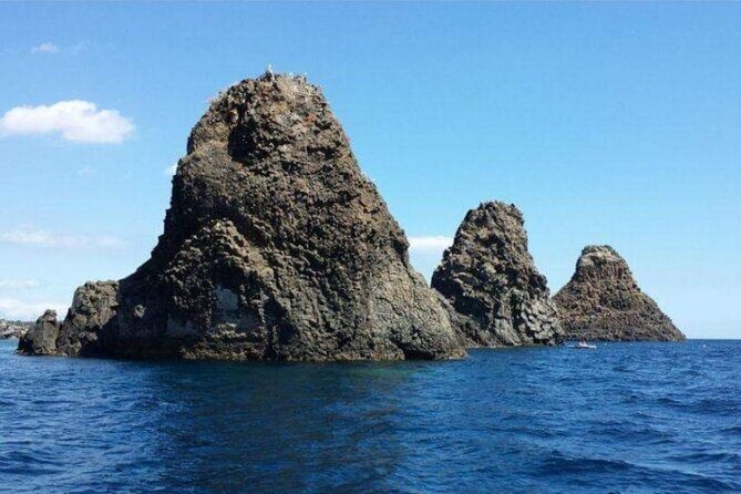 Hop on hop off Catania-Acicastello-Acitrezza panoramic bus - Authentic Experiences from Travelers