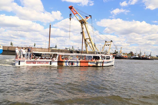 Hop-on hop-off on the water with the Maritime Circle Line in Hamburg - FAQ