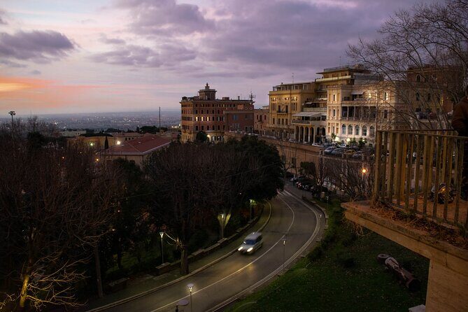 Hop-on-Hop-off Tour of the Castelli Romani from Rome - Tour 1 - A Comprehensive Look at the Tour
