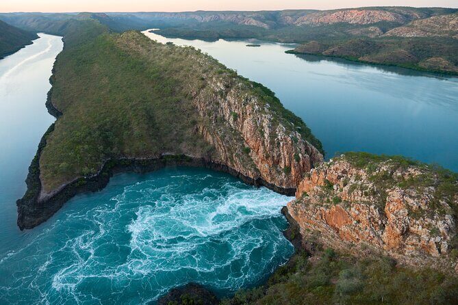 Horizontal Falls Helicopter, Boat and Lunch from Derby - The Experience in Detail