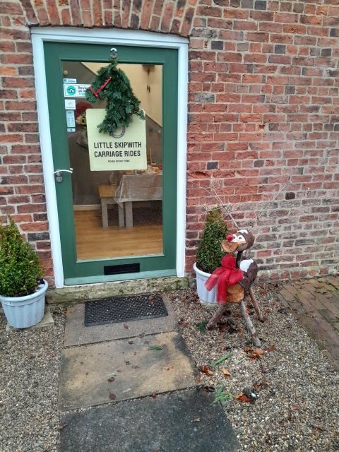 Horse drawn carriage ride and Picnic Hamper - Authentic and Intimate Experience for Special Occasions