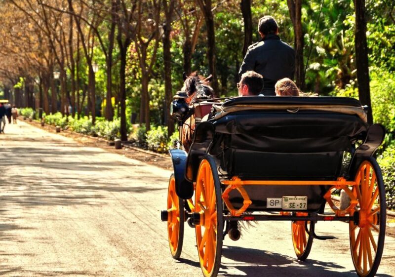 Horse-Drawn Carriage Ride Through Seville - Key Points