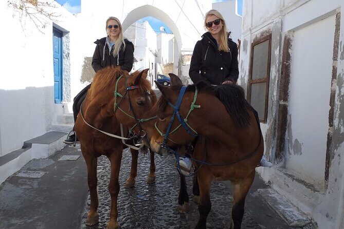 Horse Riding--Explore secret Thera - Key Points
