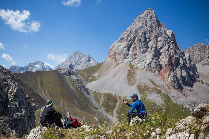 Horse riding in Kyrgyzstan, Truly Nomadic Land - Who Would Love This Experience?
