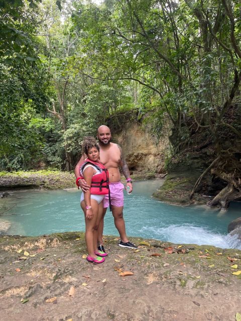 Horseback Ride, Blue Hole, Secret Falls & River Tubing Tour - FAQ