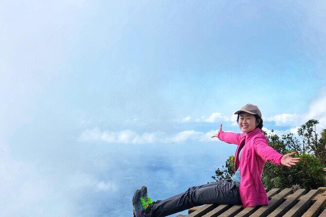 Horton Plains-World's End Tour From Nuwaraeliya - What Travelers Love and What to Keep in Mind