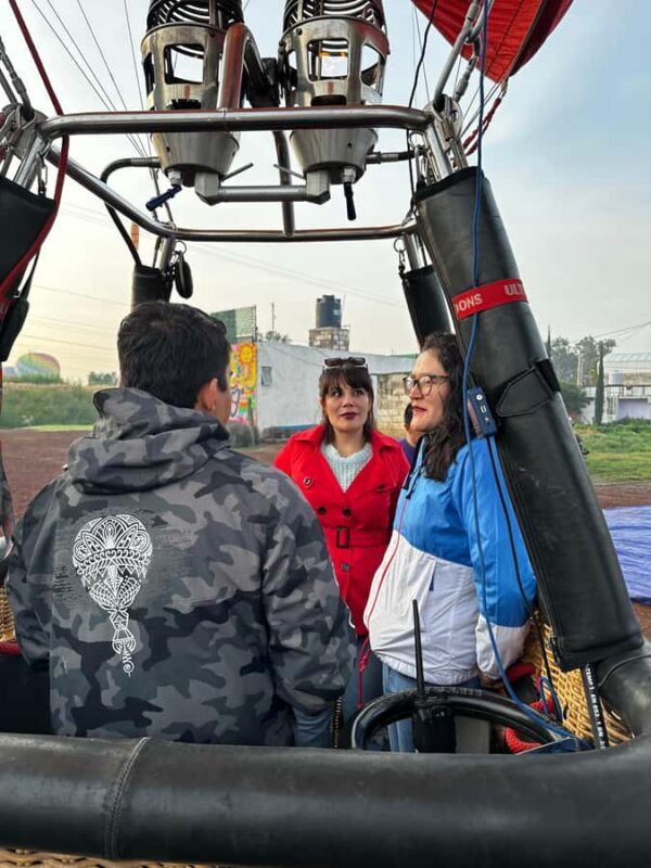 Hot Air Balloon Flight over Teotihuacan from Mexico City - An In-Depth Look at the Experience