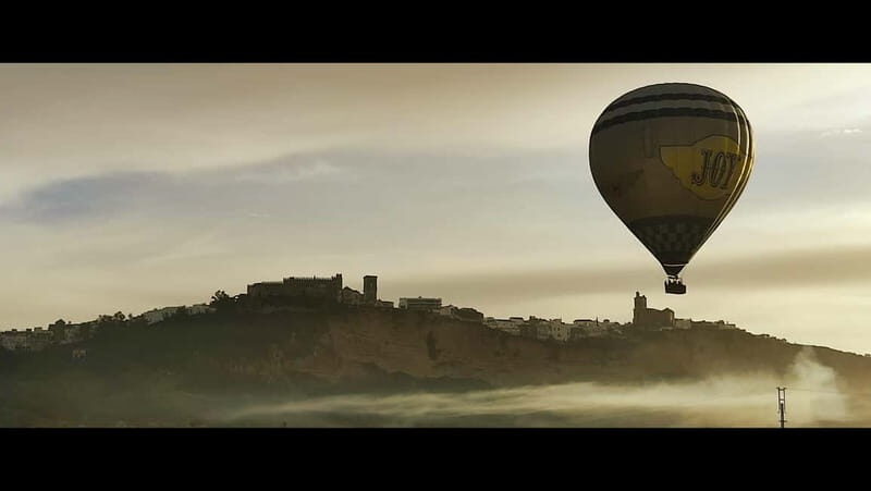 Hot air balloon ride in Arcos de la Frontera (Cádiz) - An In-Depth Look at the Hot Air Balloon Experience in Arcos de la Frontera