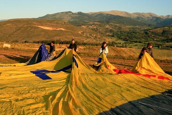 Hot Air Ballooning and Sailing Adventure Tour from Barcelona - Practical Tips for Future Travelers