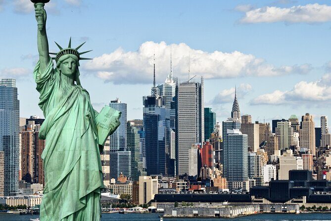 Hourly Disposal Service in New York: Private Driver by Luxury SUV - An In-Depth Look at the Experience
