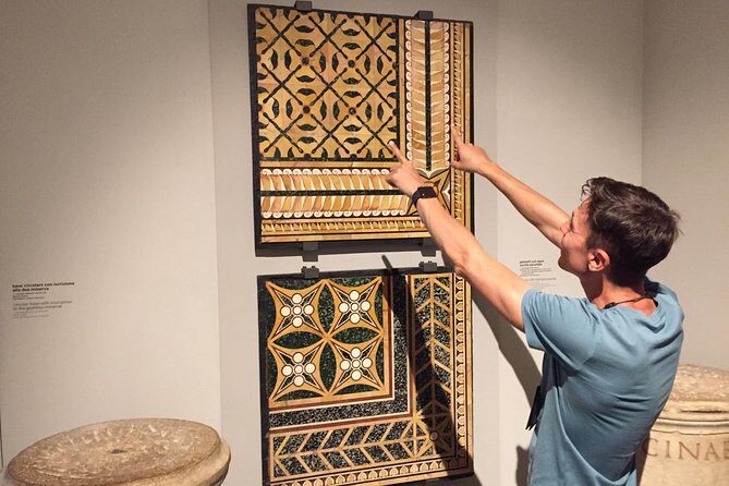 House of Augustus, Palatine Museum and Palatine Hill w PhD Archaeologist - FAQs