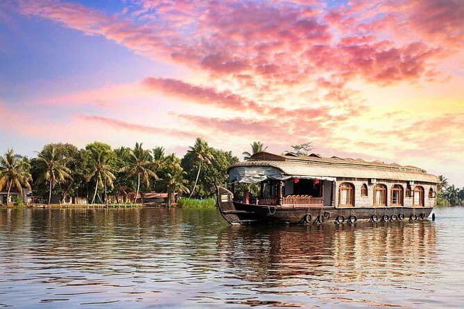 Houseboat Cruise on Alleppey Backwaters from Cochin - The Practicalities: Transport, Cost, and Group Dynamics
