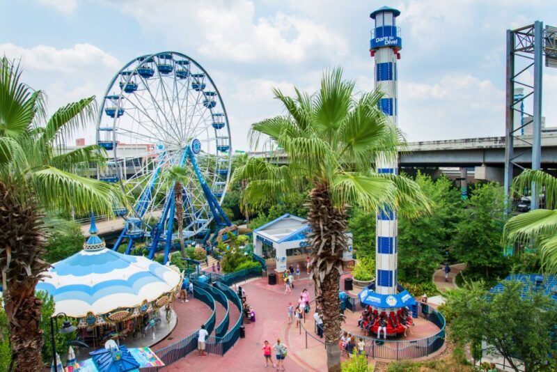 Houston: Downtown Aquarium All Day Pass - Practical Tips for Visiting