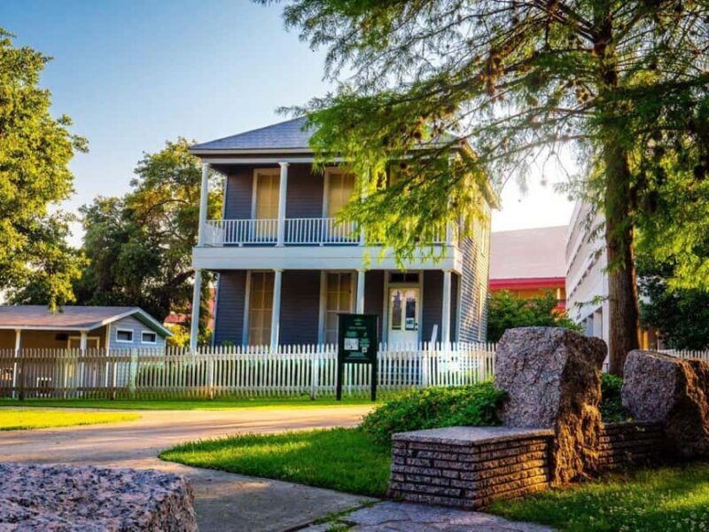 Houston: Downtown Walking History Tour - Authentic Experiences from Review Snippets