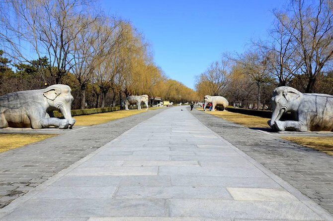 Huanghuacheng Great Wall & Ming Tombs w/ Sacred Way Private Tour - Who Should Consider This Tour?