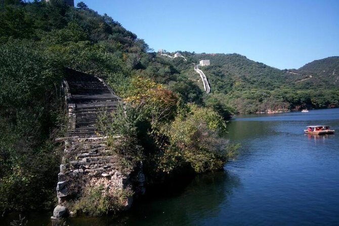 Huanghuacheng Lakeside Great Wall Private Day Tour - A Closer Look at the Tour Experience