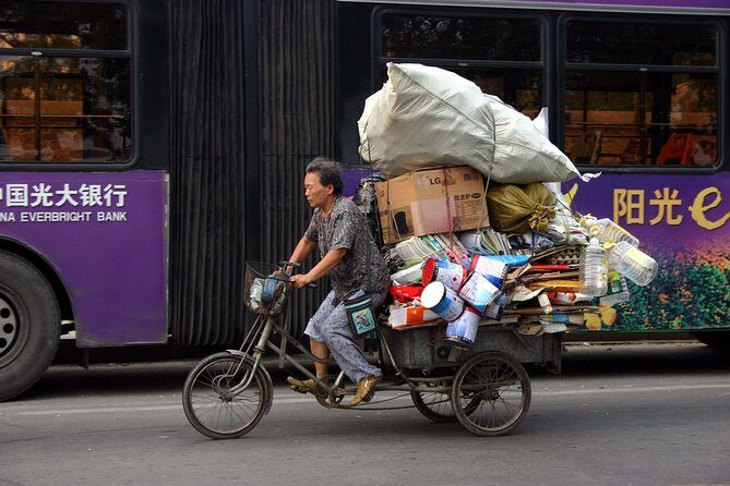 HuangPu River Ferry Boat & Highlights Bike Tour With Local Lunch - Who is This Tour Best For?