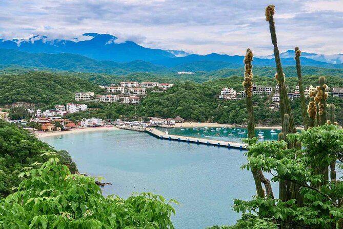 Huatulco Airport (HUX) Private Transfer to Huatulco City - Vehicle and Luggage Considerations