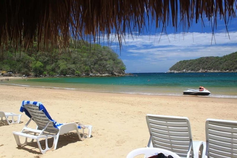 Huatulco: Bays of Huatulco boat tour - Scenic Highlights and Marine Encounters