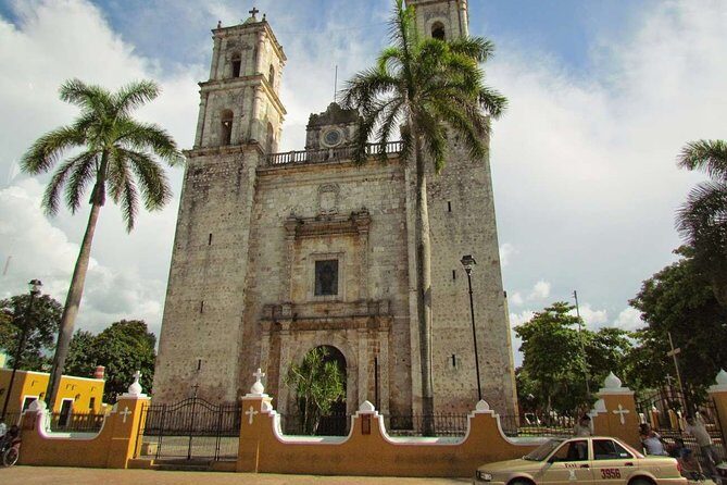 Hubiku & Ikkil Cenote, Valladolid and Chichen Itza! Deluxe From Playa Del Carmen - FAQ