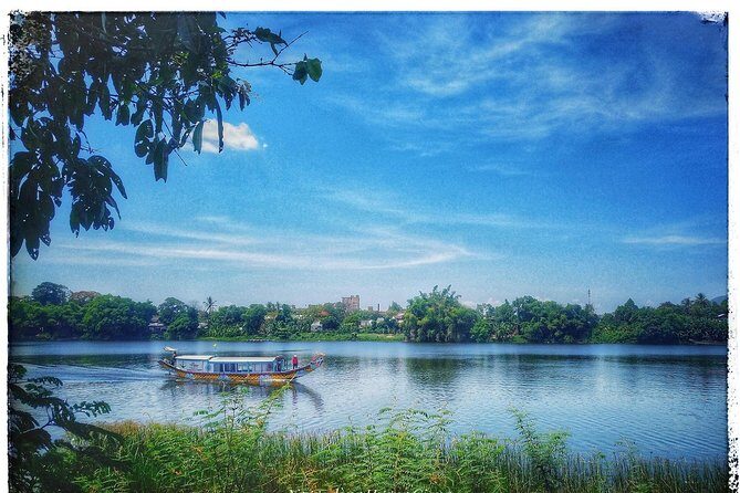 Hue City Tour 3 Tomb & Citadel Sightseeing Perfume River By Dragon Boat - Scenic Cruise Down the Perfume River