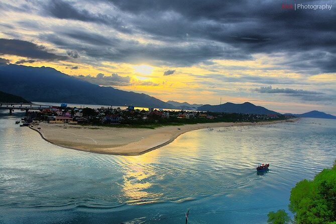 Hue City Tour From Hoi An- Hue Day Tour From Hoi An - Lunch & the Tomb of Khai Dinh: A Royal Farewell