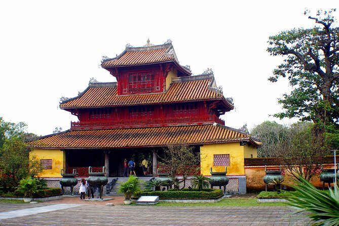Hue, Da Nang, Hoi An sightseeing guided tour 2 days or vice versa - Frequently Asked Questions