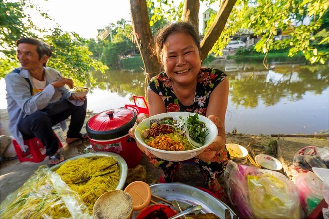 Hue Flavor Expedition A Culinary Adventure with Local Insights - Key Points