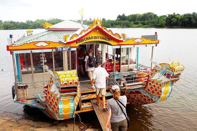 Hue Imperial Citadel: Dragon Boat Adventure with Small Group Tour - A Deep Dive into the Hue Imperial Citadel: Dragon Boat Adventure