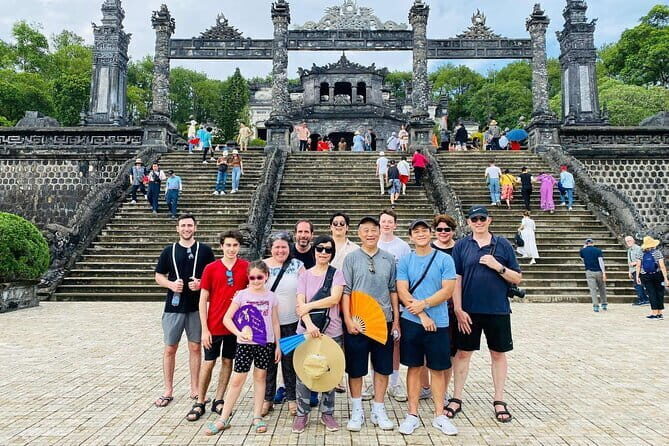 Hue Imperial Citadel: Dragon Boat Adventure with Small Group Tour - A Tasty Rest: Lunch and Free Time