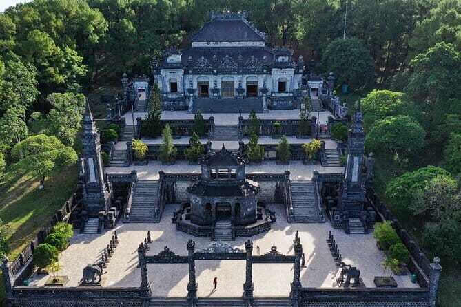 Hue Imperial City and Hai Van Pass Full Day Tour - Key Points