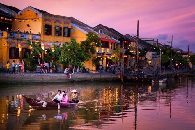 Hue Imperial City & Hai Van Pass Full Day Tour - Return to Da Nang