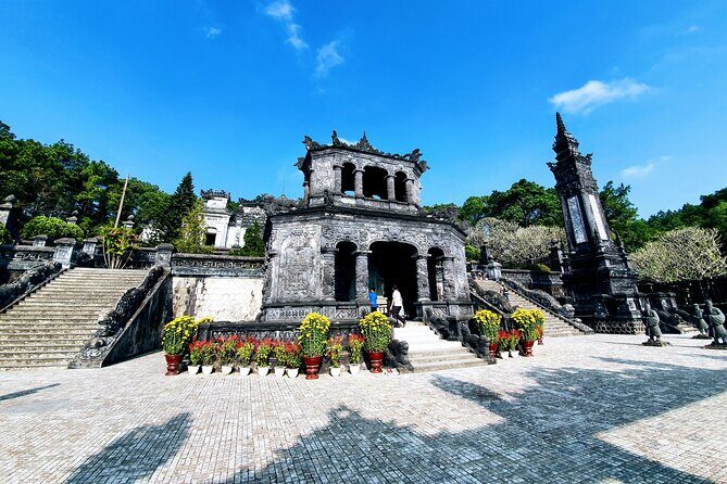 Hue Imperial City Private Tour with Royal Lunch - Making Sense of the Value
