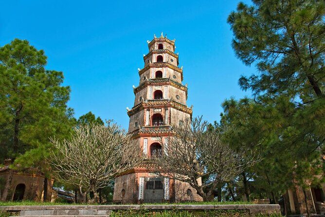 Hue Private Dragon Boat, Thien Mu Pagoda & Royal Tombs Tour - Key Points