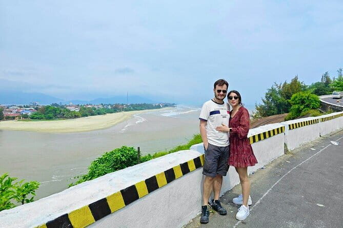 Hue to Hoi An Van Tour with English-Speaking Guide & Sightseeing - Key Points