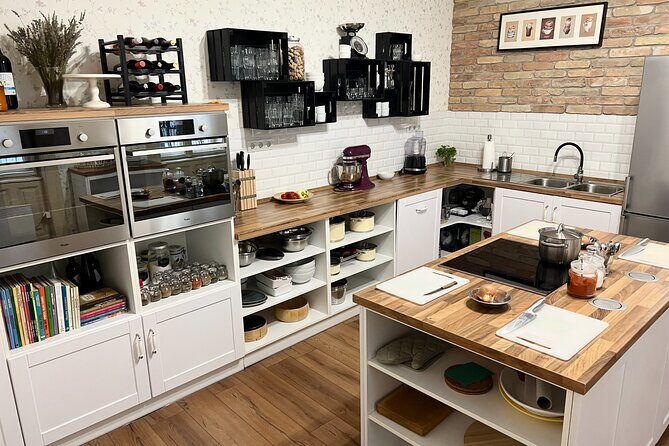 Hungarian Premium Cooking Class with 4-course meal - Who Will Love This Experience?