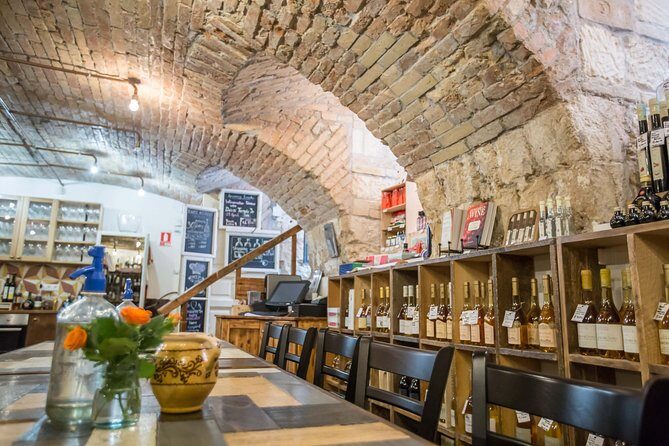 Hungarian Wine Tasting (with Cheese and Charcuterie) in Budapest - An In-Depth Look at the Hungarian Wine Tasting Experience