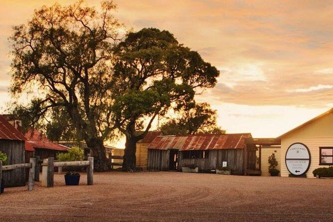 Hunter Valley Wine Tours | Wine Tasting Tours from Sydney - Visiting Boutique Wineries and the Distillery