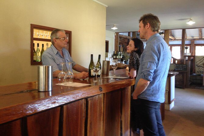 Hunter Valley Wine Tours | Wine Tasting Tours from Sydney - The Experience: Tasting and Relaxing
