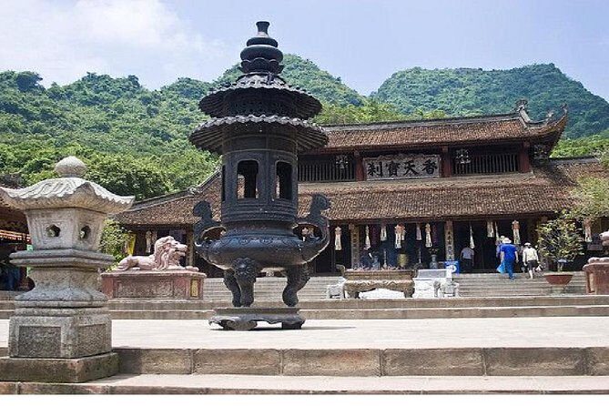 Huong Pagoda 1 Day Daily Tour - FAQ