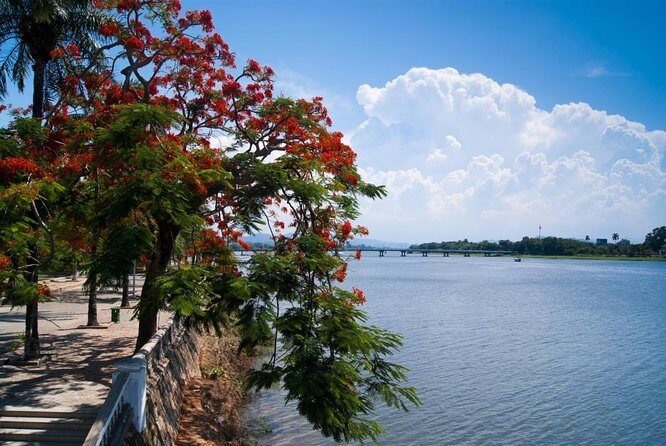 Huong River Afternoon Tea Cruise Tour Along Hue City - The Experience in Detail