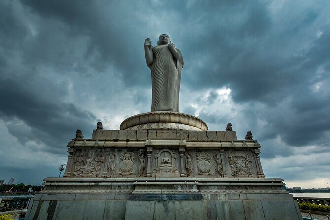 Hussain Sagar Lake Private Walking Tour in Hyderabad - Authentic Experiences and Reviewer Insights