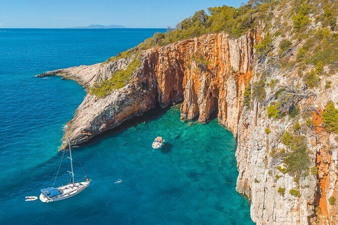 Hvar and Red Rocks - Private boat tour from Split or Trogir - Introduction