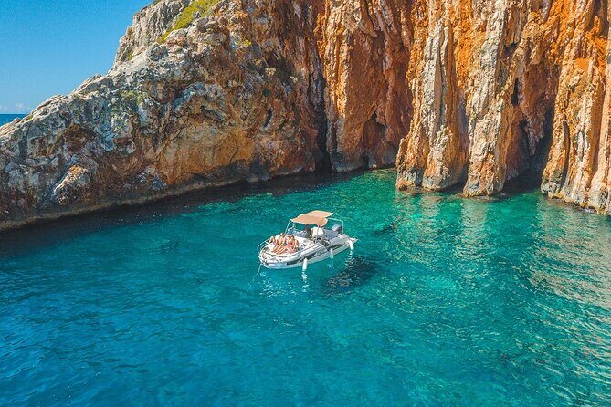 Hvar and Red Rocks - Private boat tour from Split or Trogir - The Itinerary Breakdown