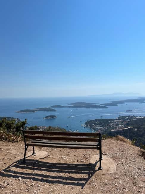 Hvar: Hvar Wine Tasting Experience - The Wines and Olive Oils