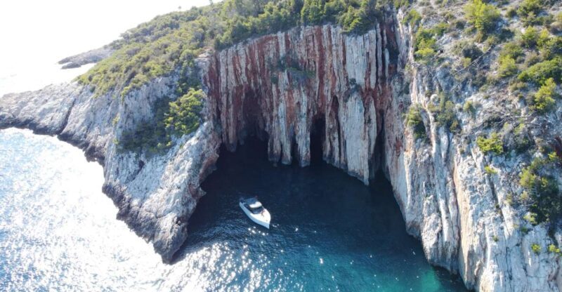Hvar: South shore & Pakleni islands private speedboat tour - Exploring the Hvar South Shore