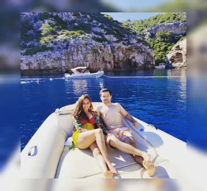 Hvar: Sunset tour with a SpeedBoat - Key Points