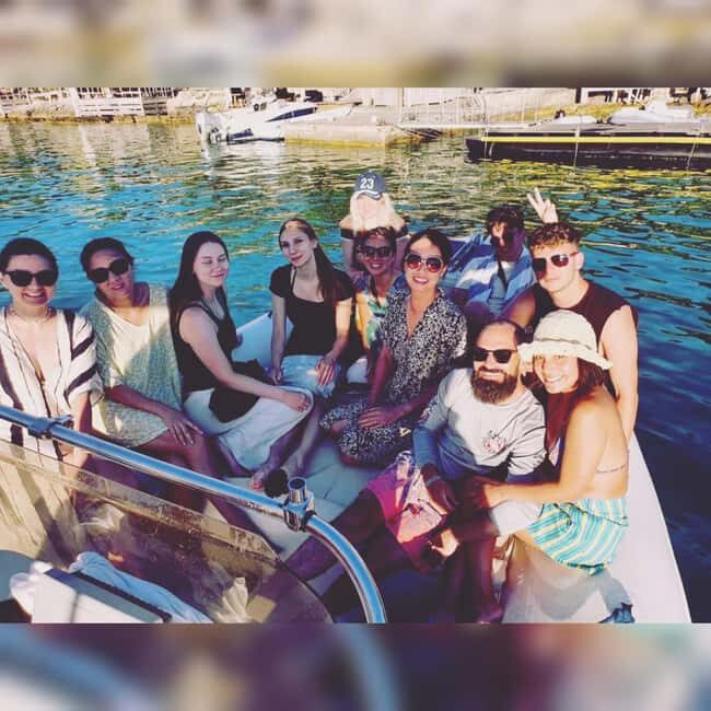 Hvar: Sunset tour with a SpeedBoat - FAQ